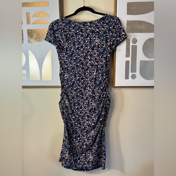 Short Sleeve T-Shirt Midi Maternity Dress - Isabel Maternity Size M Floral - Picture 4 of 9
